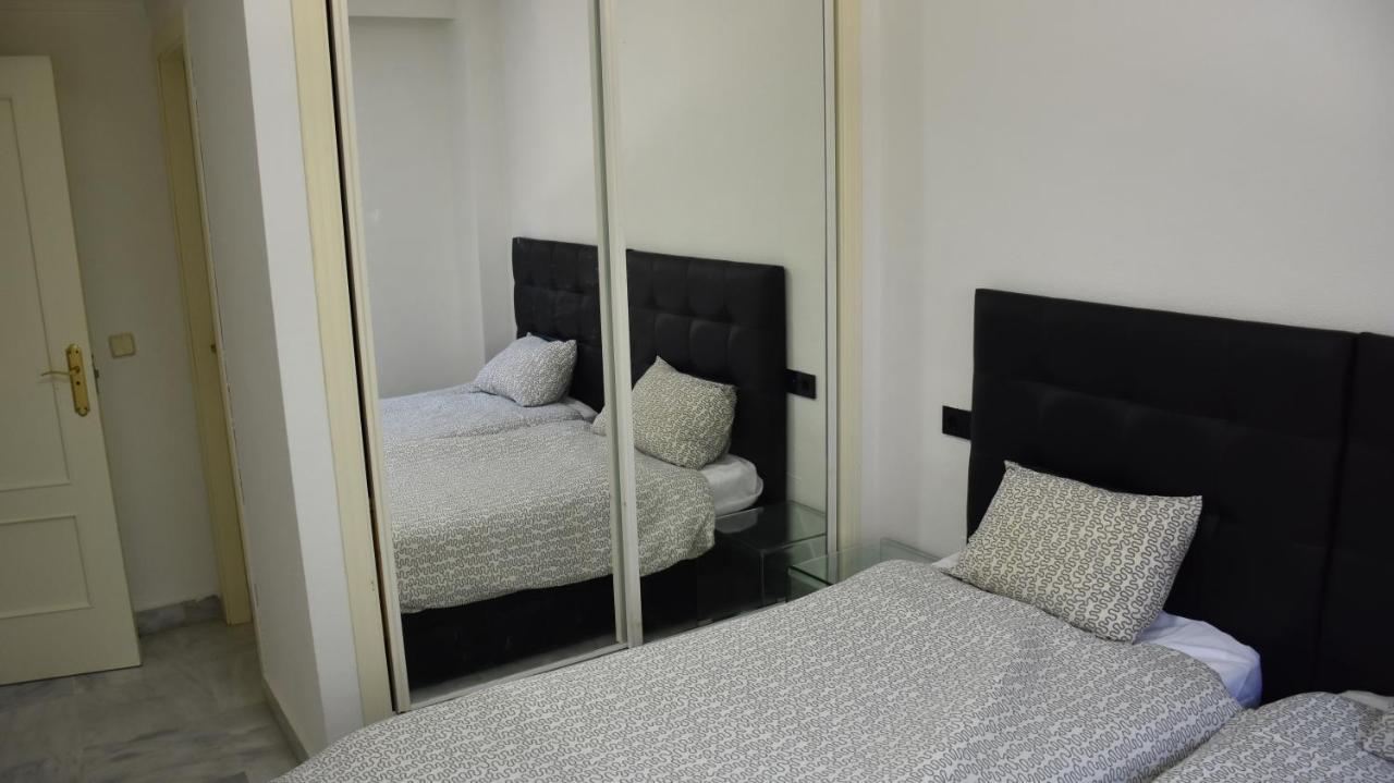 Dama Boutique Apt Marbella Exterior photo