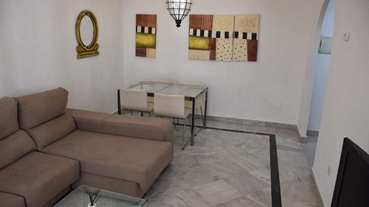 Dama Boutique Apt Marbella Exterior photo