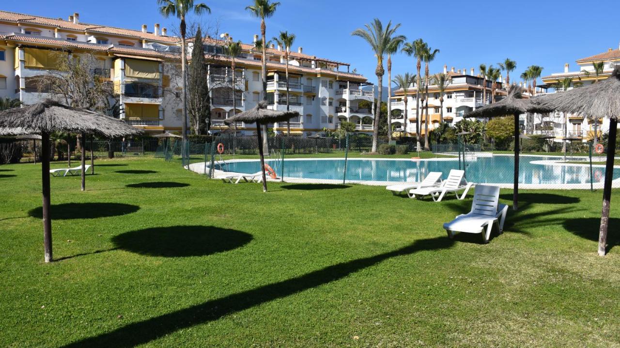 Dama Boutique Apt Marbella Exterior photo